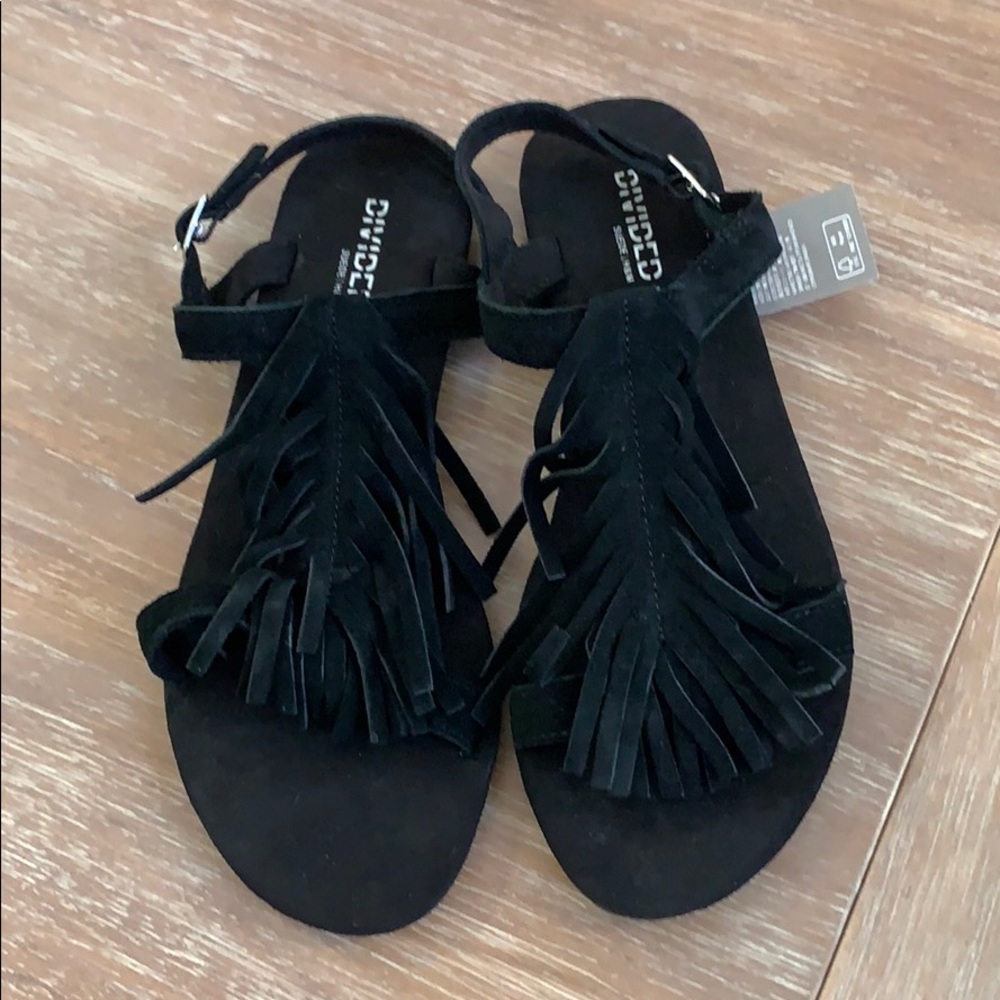 Suede fringe sandals